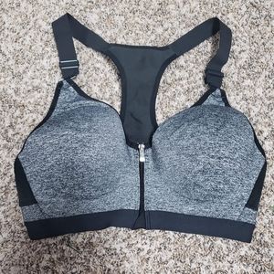 VS 34C Sports Bra, worn once